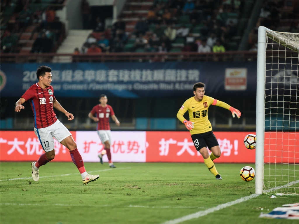 为球迷们带 为球迷们带